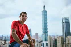徒手攀登台北101的大神：行情软件代言人揭秘！